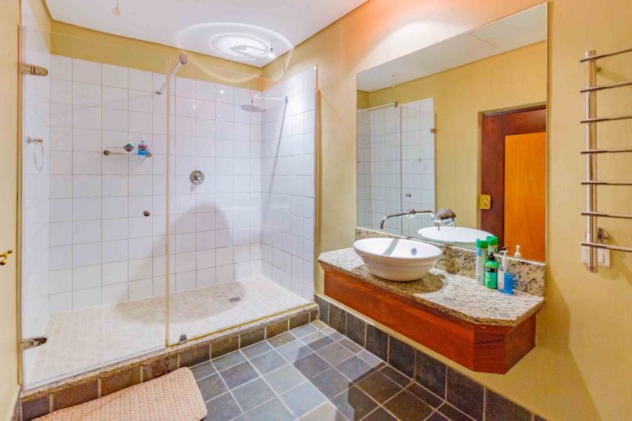 7 Bedroom Property for Sale in Bo Kaap Western Cape